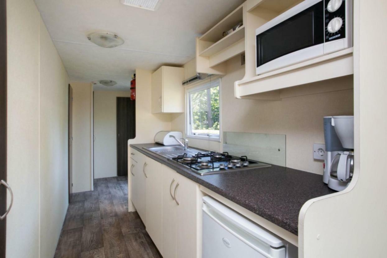 Ra Reeenveld Mobile Home أرنهيم الغرفة الصورة